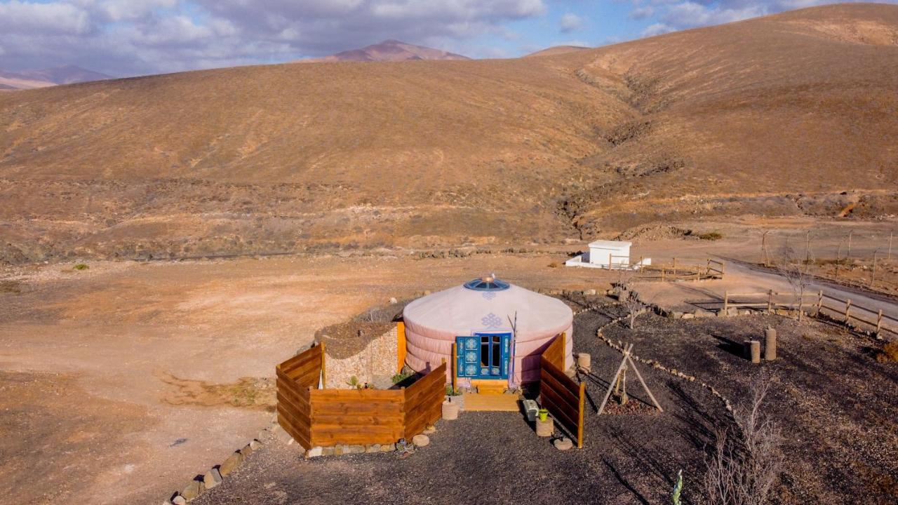Vinero Glamping Hotel Ajuy Esterno foto